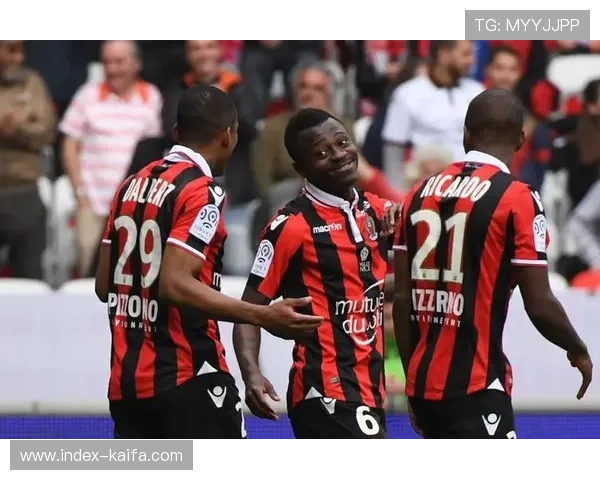 尼斯主场对阵里尔 后防线迎接严峻挑战